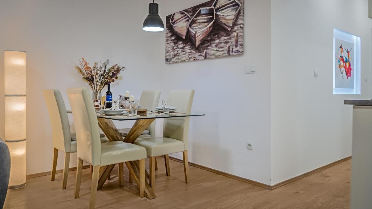 Brand New Apartment In City Center, Big Terrace Zagreb Exteriör bild